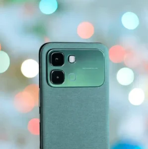 Infinix Note Edge smartphone front and back design with AMOLED display